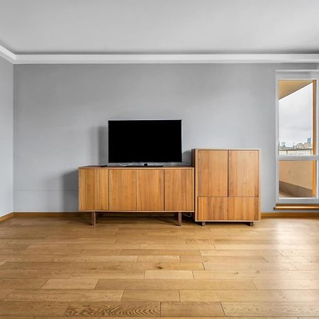 Wola Tower - 60M2, Balcony With City View, Parks Nearby - By Rentujemy Varşova Dış mekan fotoğraf