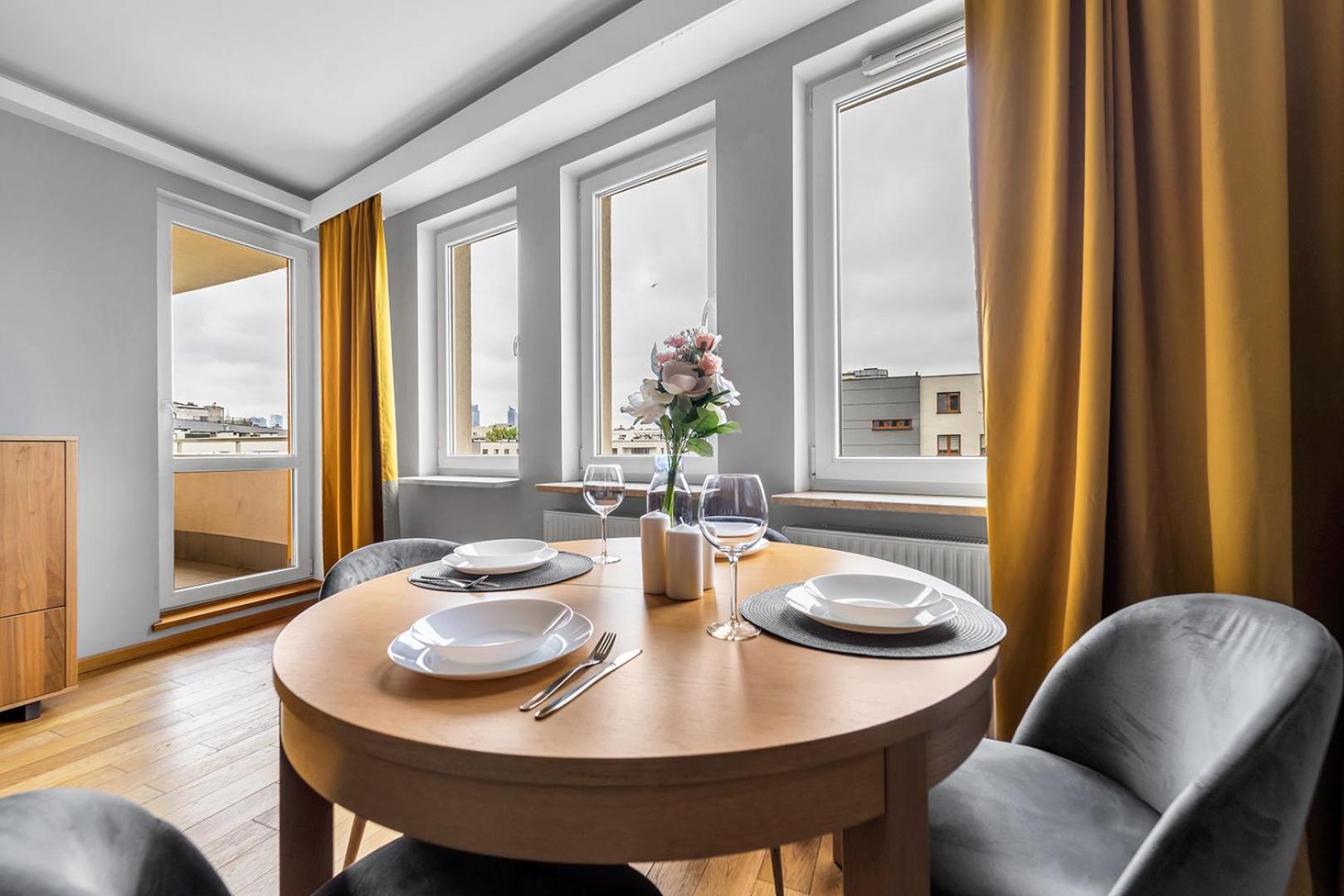 Wola Tower - 60M2, Balcony With City View, Parks Nearby - By Rentujemy Varşova Dış mekan fotoğraf